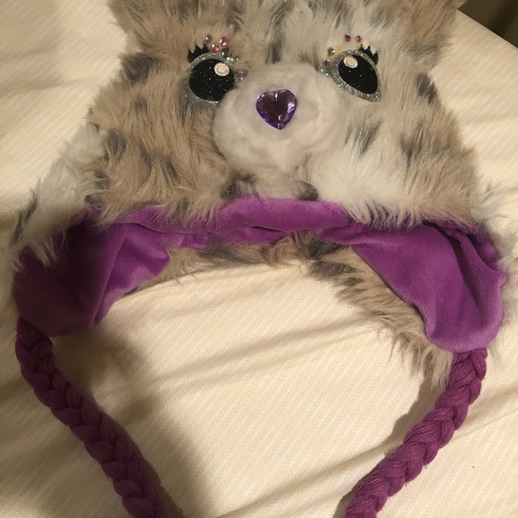 โ๏ธ๐ซ Host Pickโ๏ธ Girls Winter HAT by Justiceโ๏ธ๐ซ - Picture 3 of 3